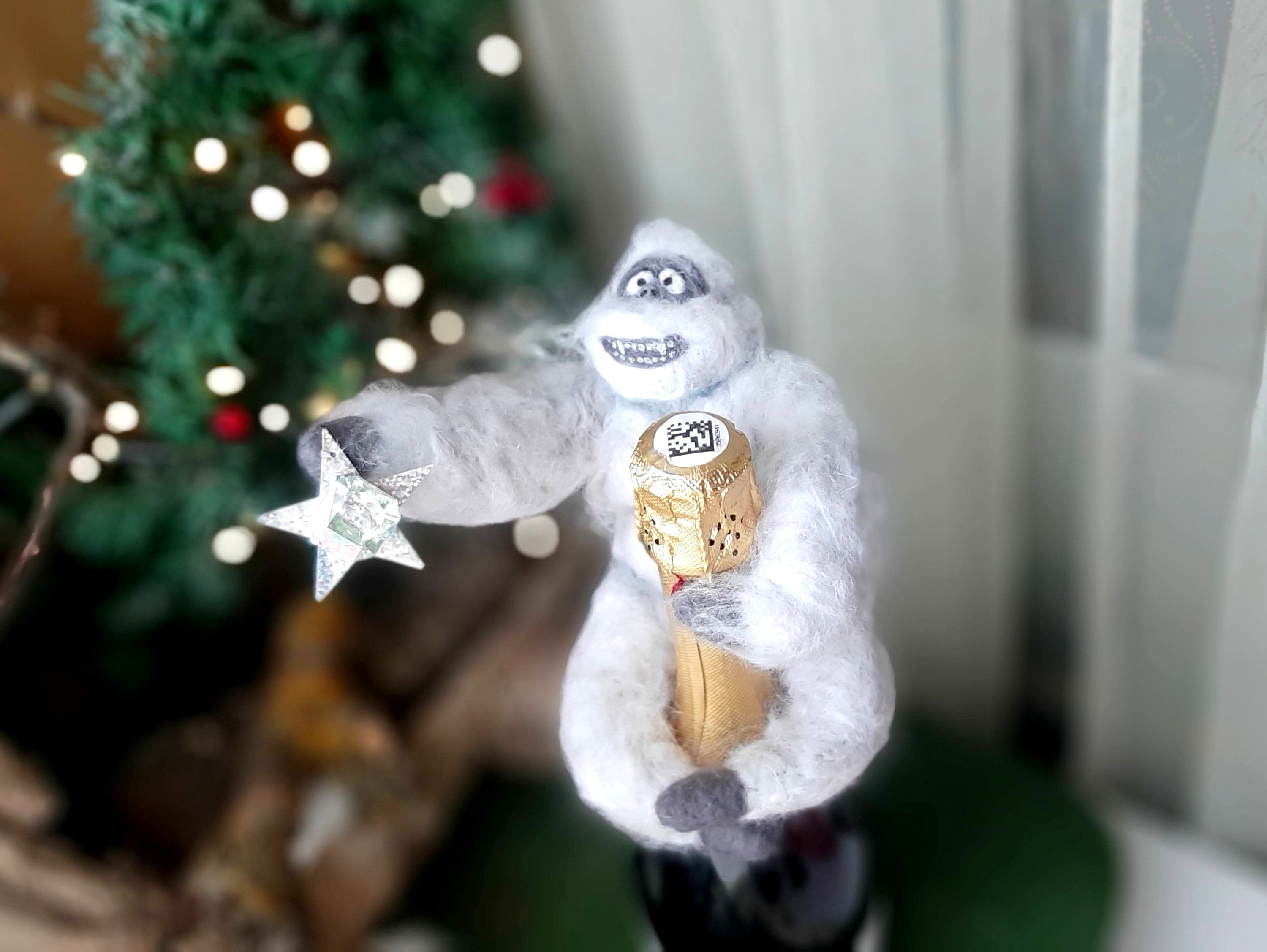 Best tree topper ever #yeti #abonimablesnowman